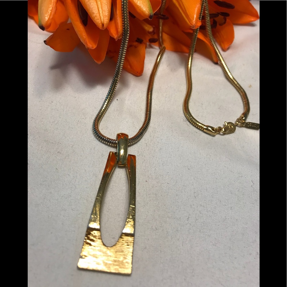 🌟 Vintage Monet statement golden necklace